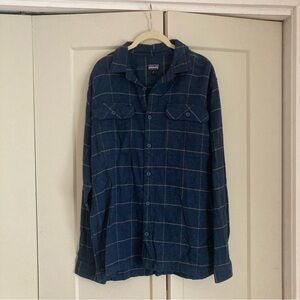 Patagonia Flannel Button Up Shirt
